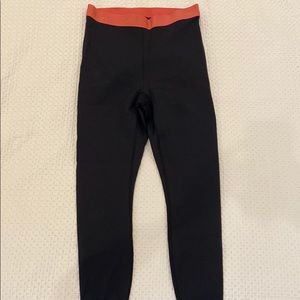 Outdoor Voices Women’s Leggings - size M